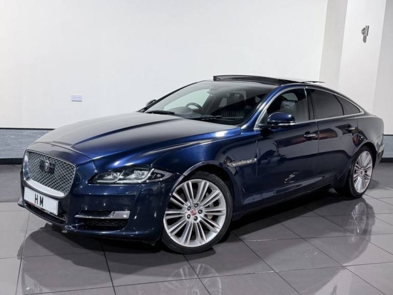 2015 Jaguar XJ 3.0d V6 Portfolio 4dr Auto SALOON DIESEL Automatic