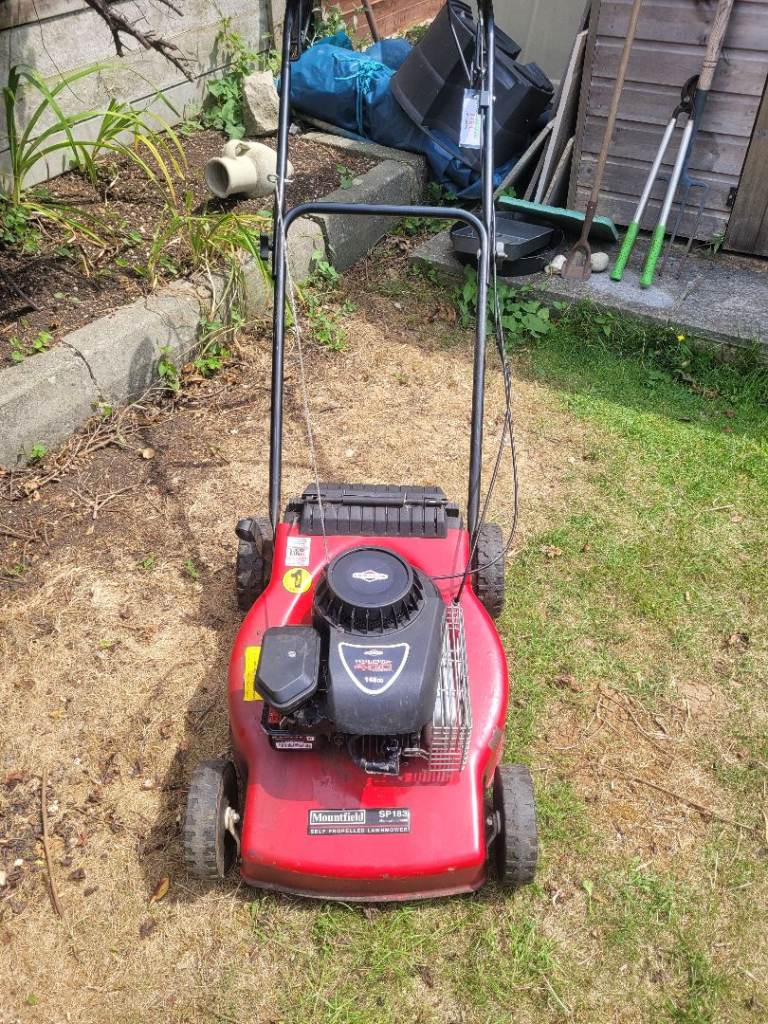 Lawnmower 