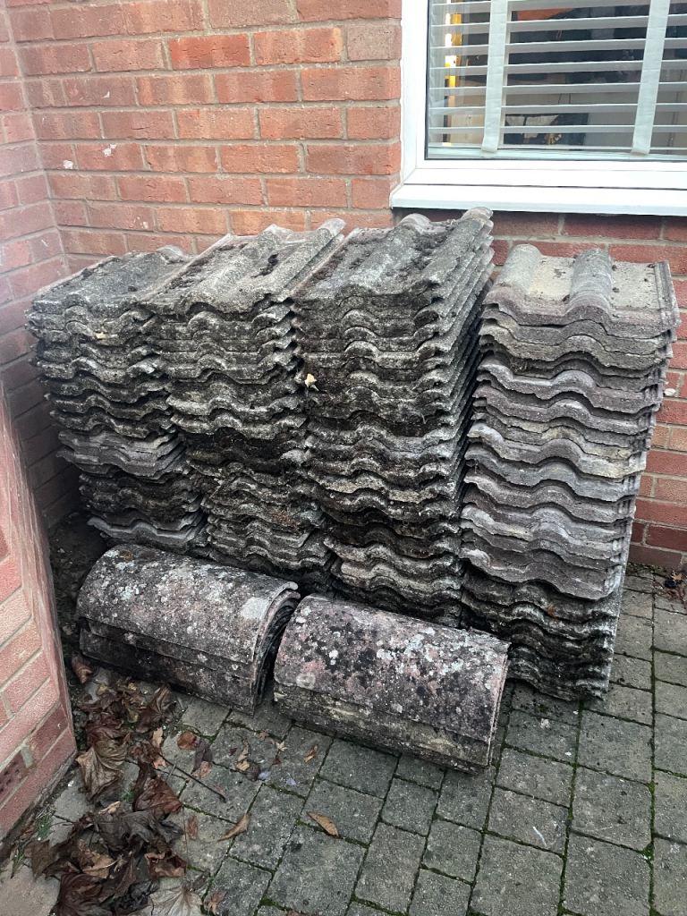 Reclaimed roof tiles 