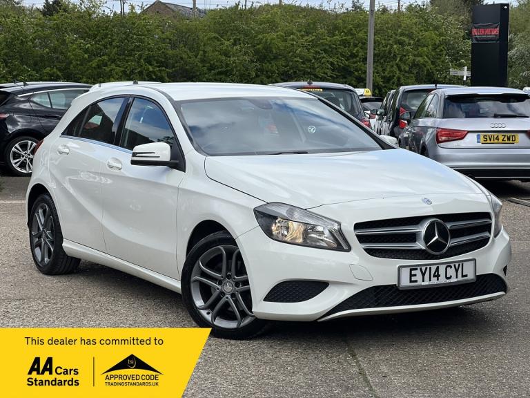 MERCEDES-BENZ A CLASS 1.6 A200 Sport 2014