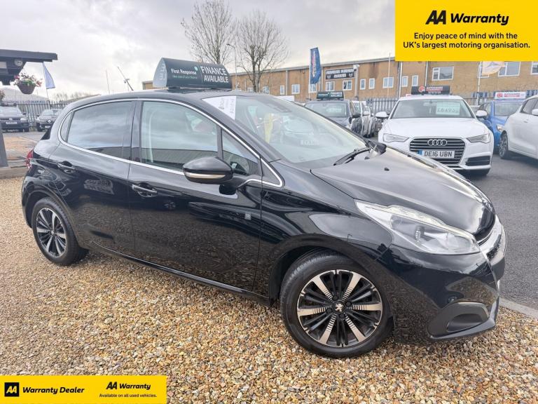 2019 Peugeot 208 1.2 PureTech 82 Tech Edition 5dr [Start Stop] HATCHBACK Petrol Manual