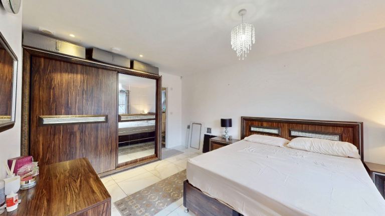 Rooms to rent in newly renovated home all bills included 