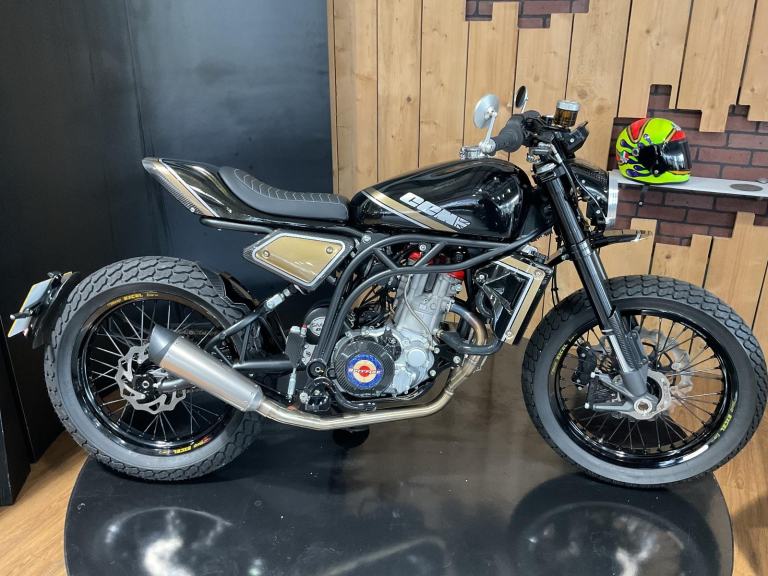 CCM Street Tracker 600 Spitfire 2023 with just 85 Miles! One Owner! STUNNING!