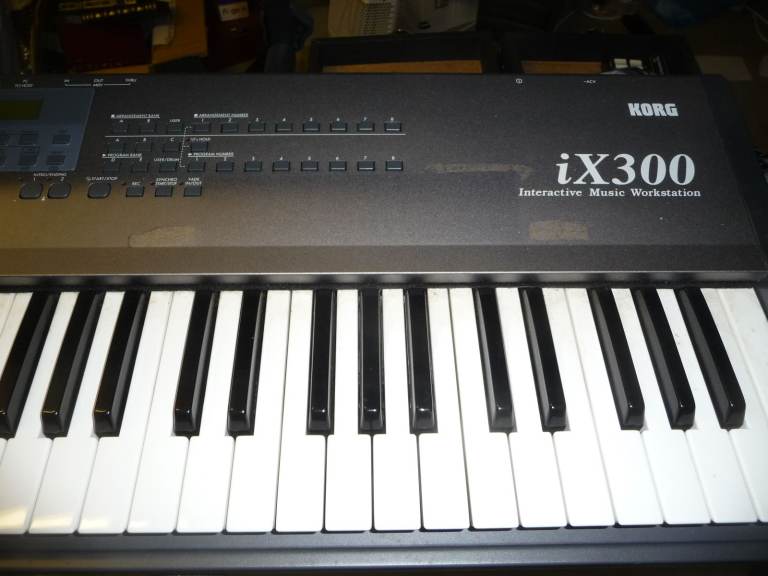 Korg ix300 arranger keyboard