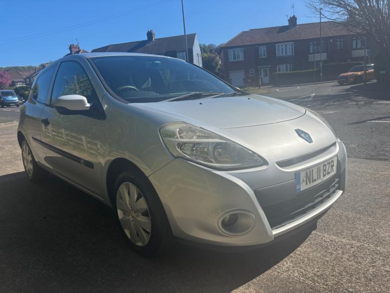 2011 Renault Clio 1.2 16V Bizu 3dr HATCHBACK Petrol Manual