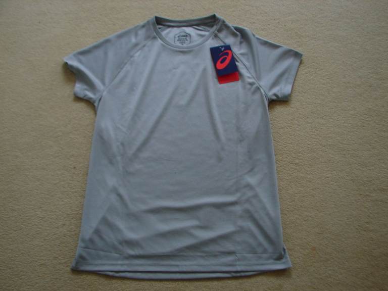 BRAND NEW ASICS WOMENS RUNNING TOP - GREY - SIZE M 