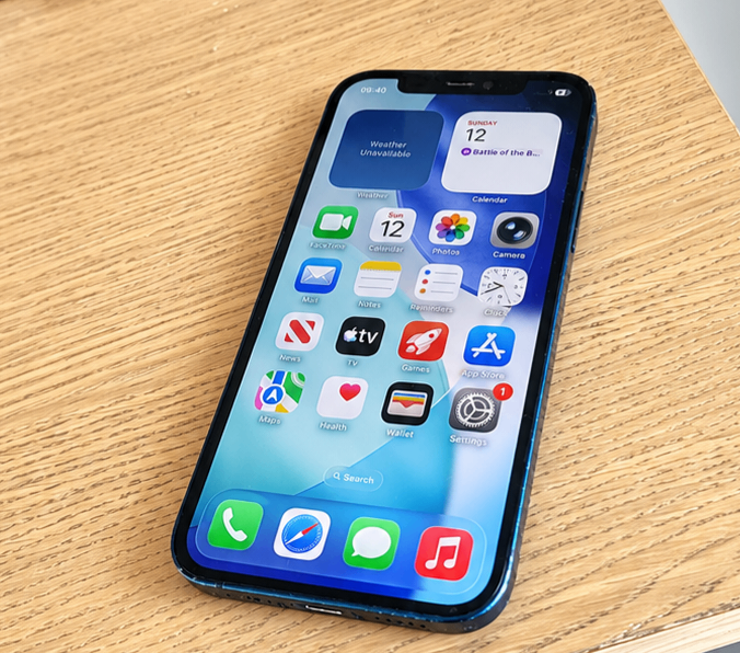 IPHONE 12 - 128GB - UNLOCKED