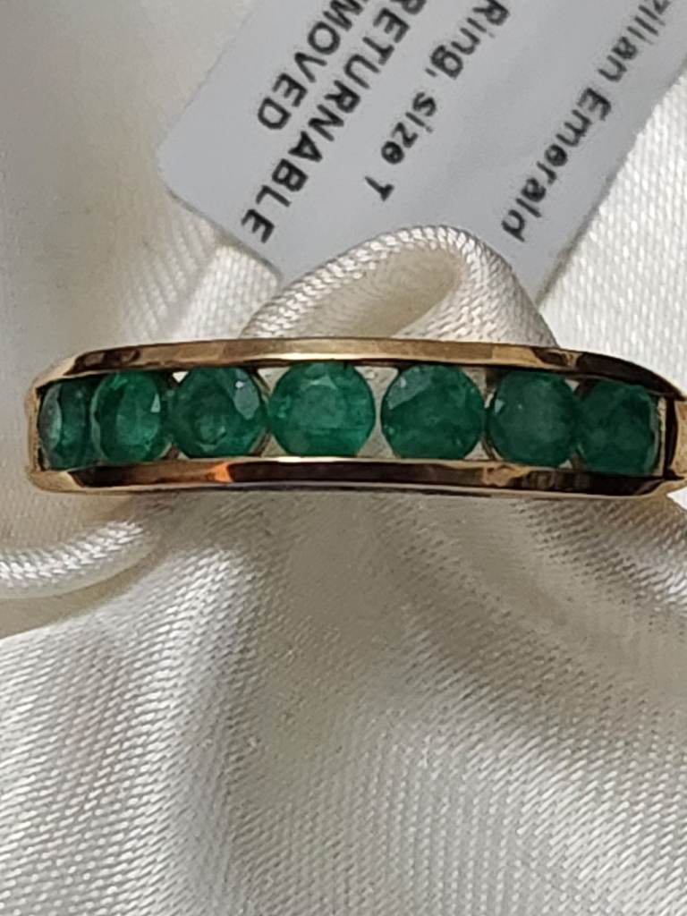 9Ct Sizs T Yellow Gold Grade AAA Kegan Zambian Emerald Half Eternity Ring  NEW 