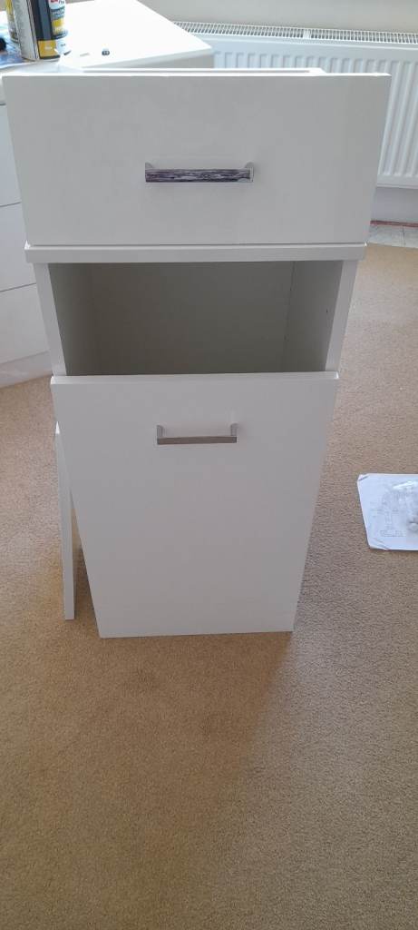Bathroom unit
