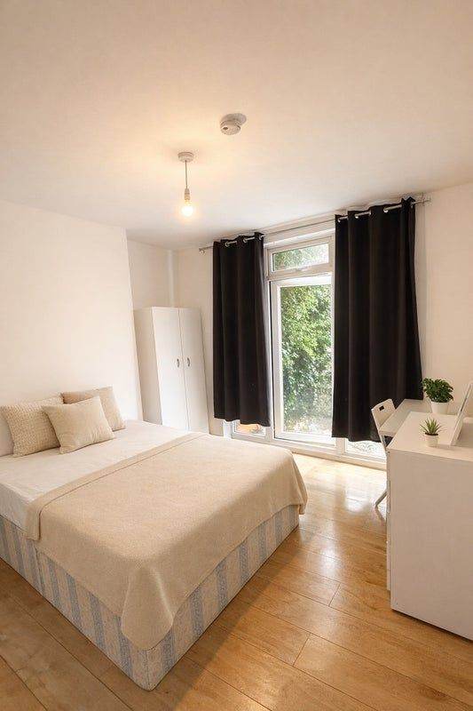 🏡 MODERN DOUBLE ROOM IN BROMLEY-BY-BOW 🔑