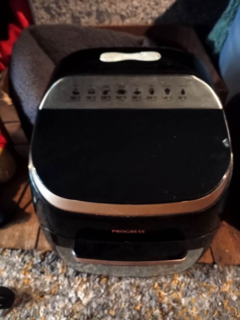 Air fryer 