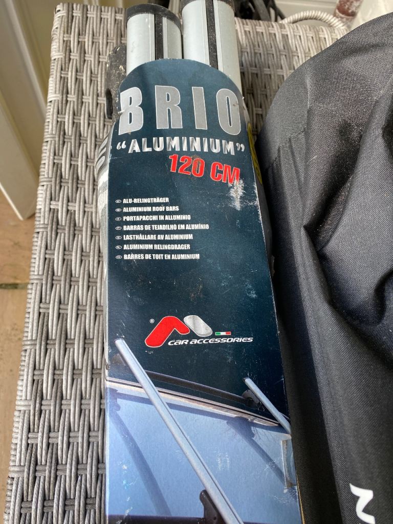 Aluminium roof bars 