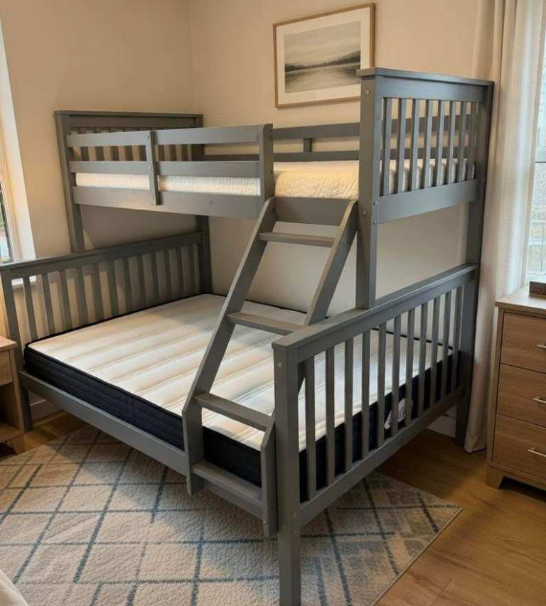 🔥Today’s Hot Offer Sturdy Grey Brand New Wooden Bunk Beds Opt Mattresses 🌺Free Delivery **