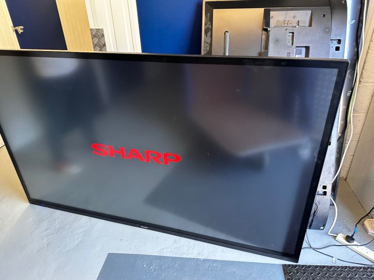 Huge 86 inch Television 