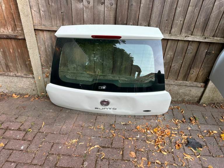 2014 Fiat punto boot 