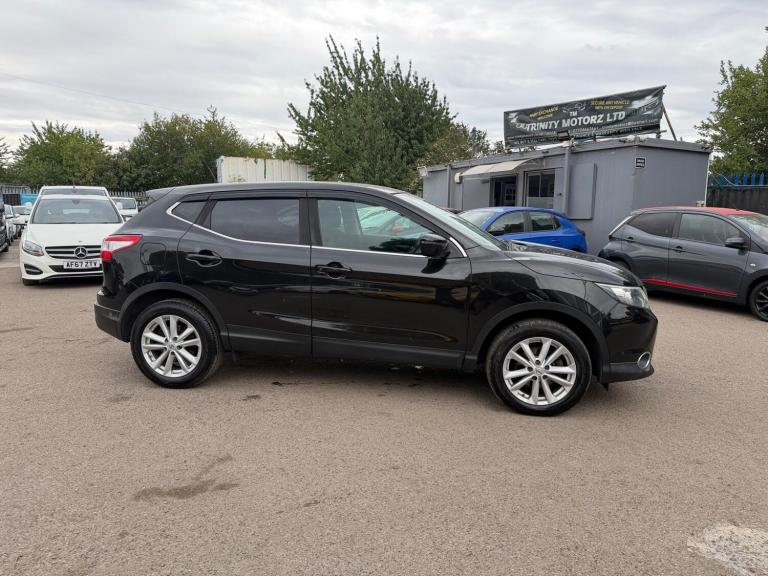 Nissan Qashqai 1.5 dCi Acenta 2WD Euro 6 (s/s) 5dr Diesel Manual