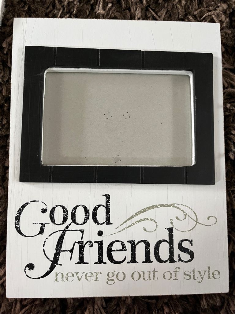 Novelty picture frame 