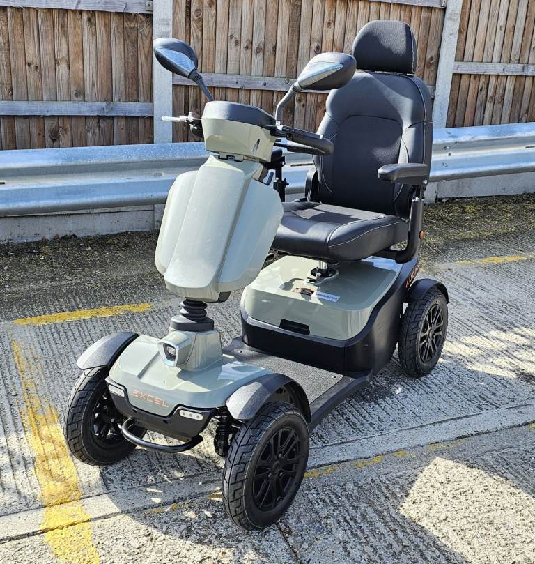 Like New "Excel Audax" Mobility Scooter Latest Model Top of the range ** I Can Deliver **