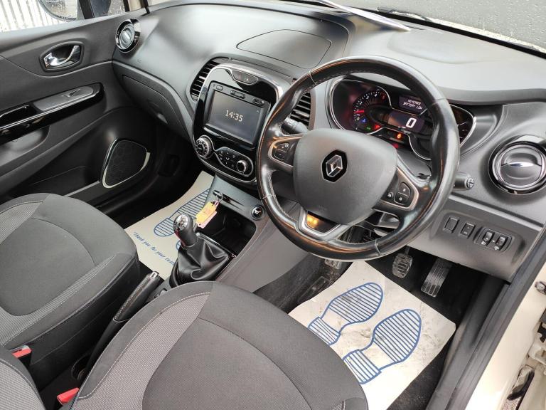 2017 Renault Captur 1.5 dCi 90 Dynamique Nav 5dr HATCHBACK DIESEL Manual