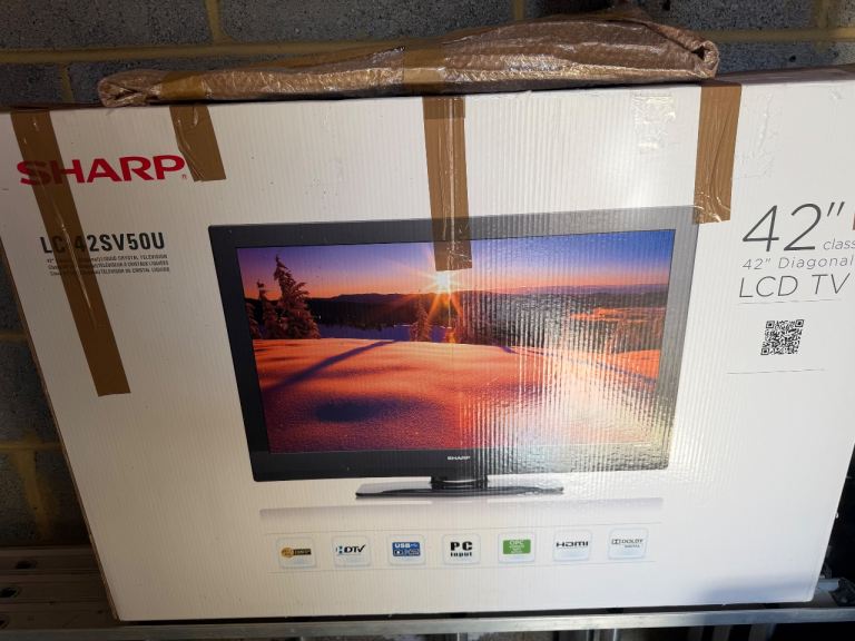 Sharp LC-42SV50U 42" LCD TV – Excellent Condition, Boxed