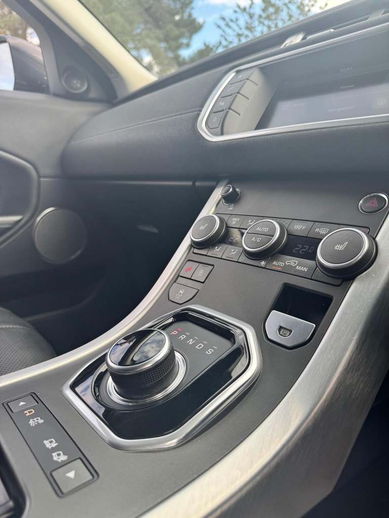 LAND ROVER RANGE ROVER EVOQUE 2.0 TD4 SE Tech 2018