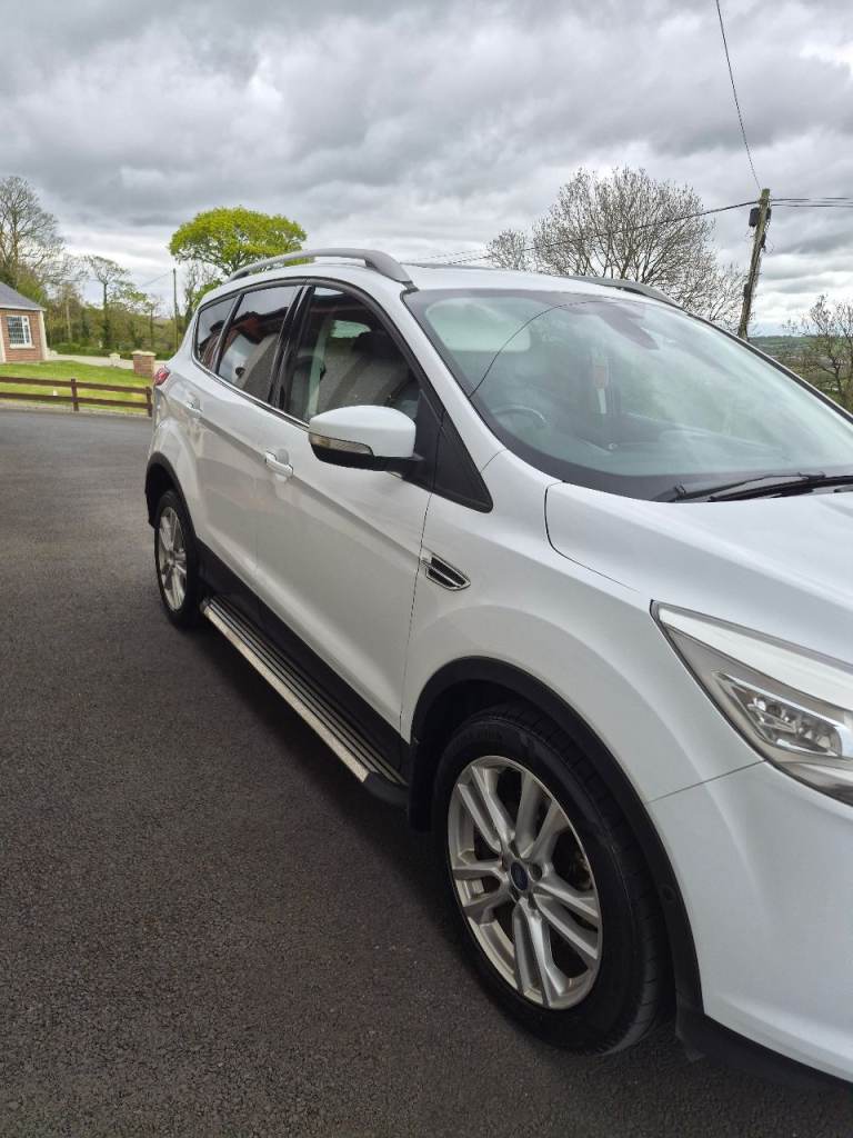 Ford, KUGA, Hatchback, 2013, Manual, 1997 (cc), 5 doors