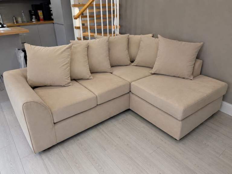 Modern Beige L-Shaped Corner Sofa – Excellent Condition free delivery 