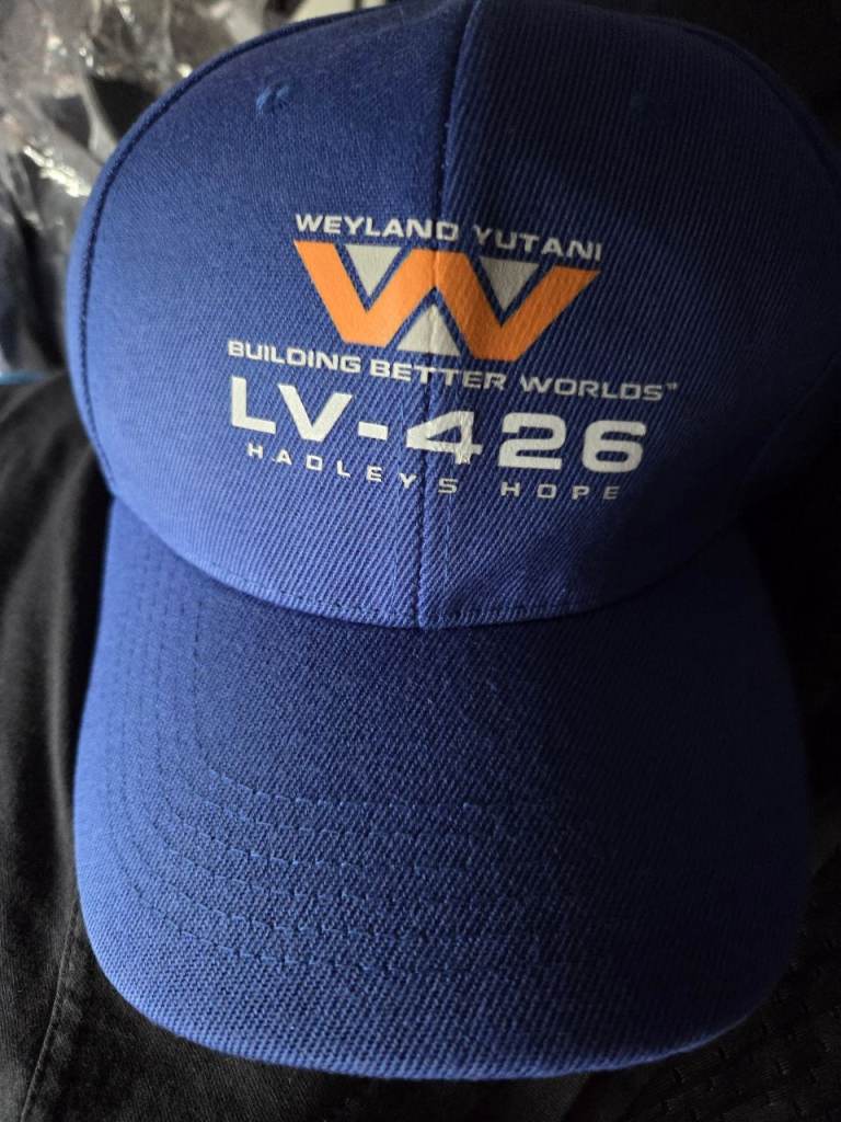 BNWOT Aliens Blue "Weyland Yutani LV-426" Adult Skip Cap