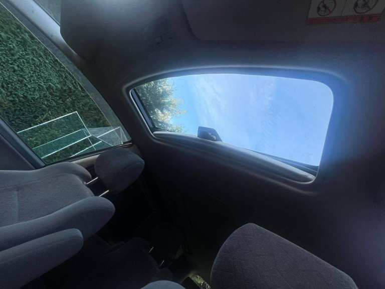 Toyota Estima, 2015/2003, 2360 (cc) bargain price