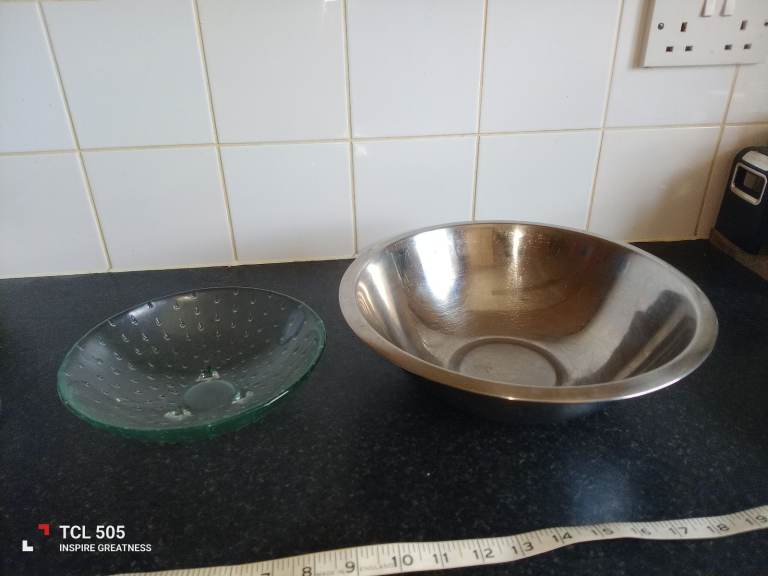 Kitchen bowls 