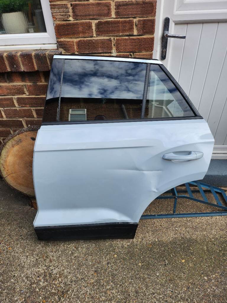 2019 Vw t roc r line door 