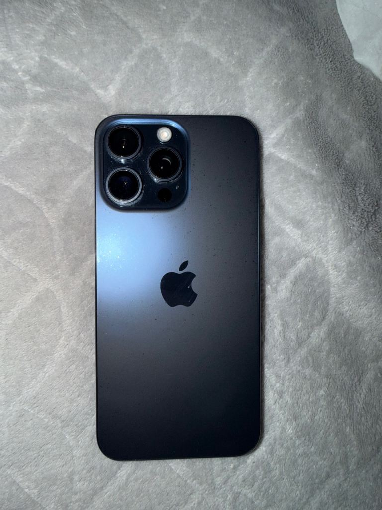 iPhone 15 pro max titanium blue 