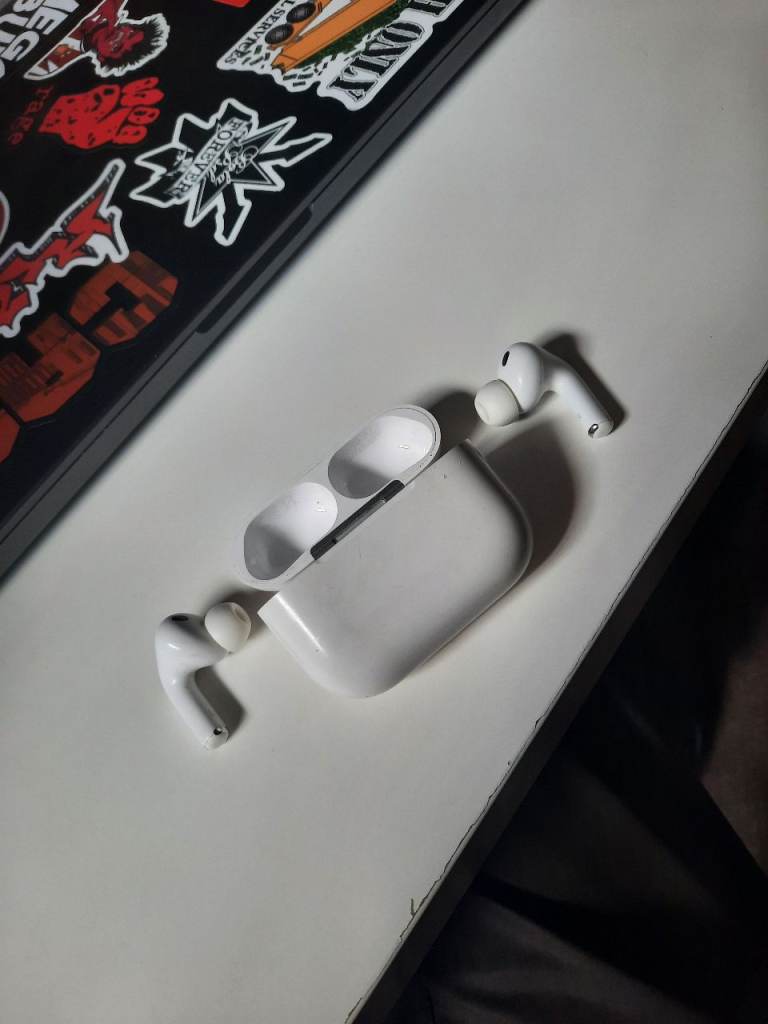 Apple AirPods Pro (Gen 3) with Charging Case