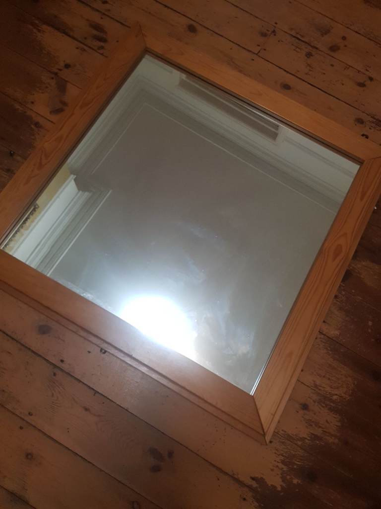 wooden mirror 