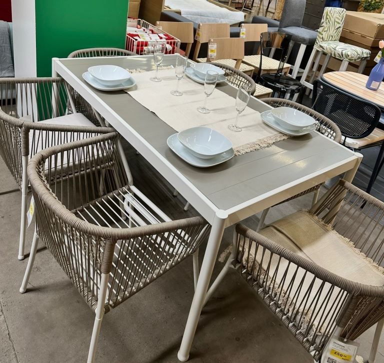 Segerön Table IKEA /4 chairs
