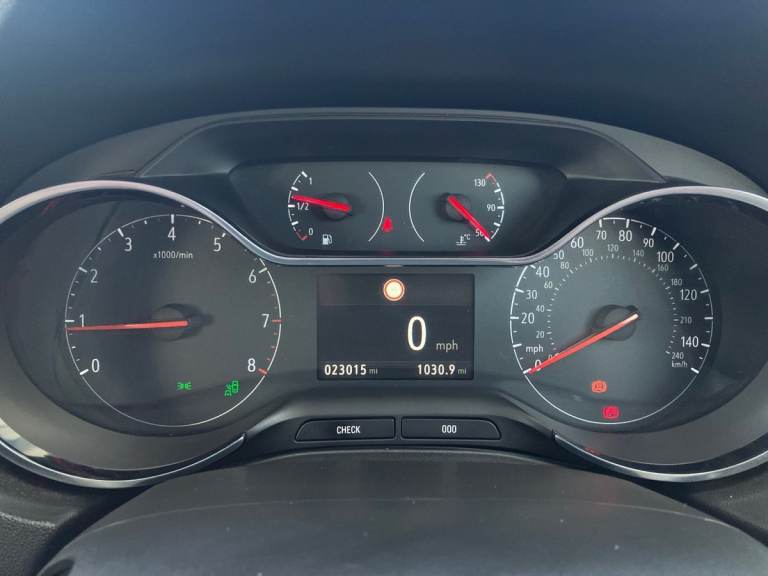 2020 Vauxhall Grandland X 1.2 Turbo Sport Nav 5dr Hatchback PETROL Manual