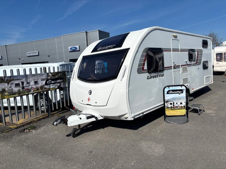 SWIFT LIFESTYLE 6 , 6 BERTH , FIXED BUNK BEDS ! 
