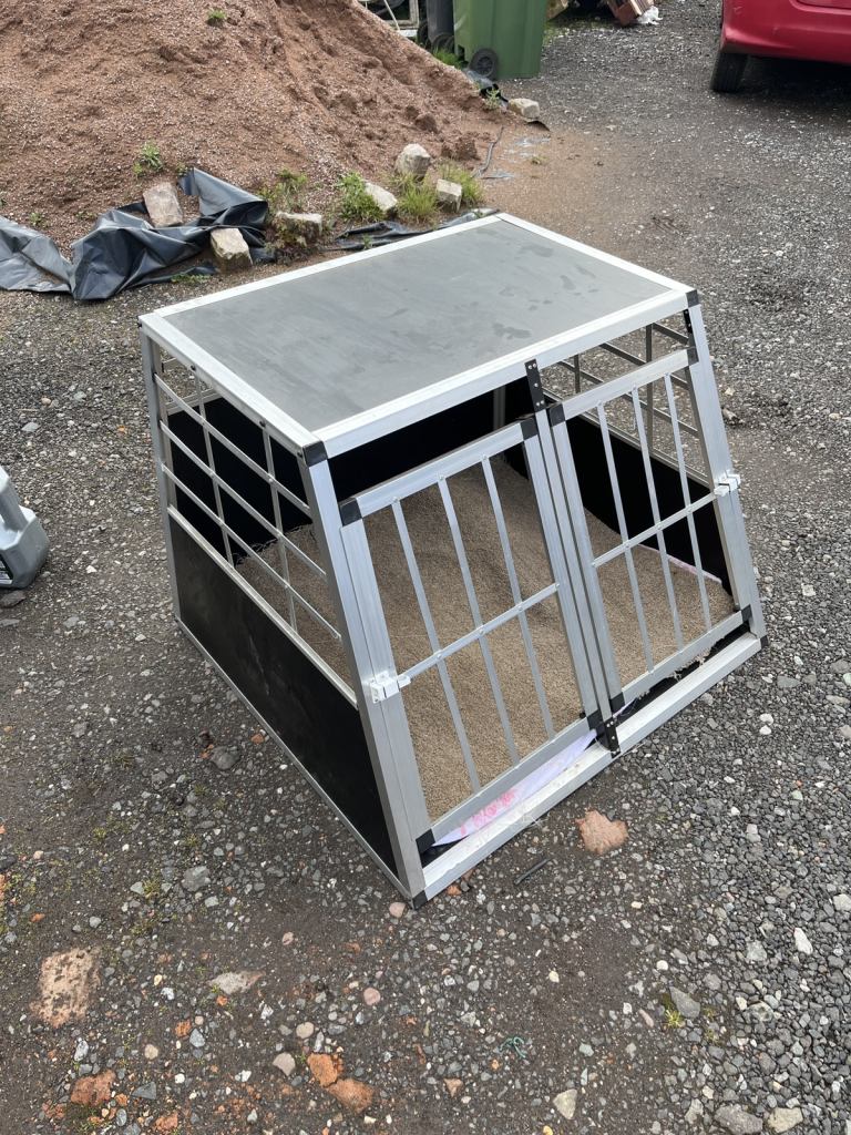 travel cage 