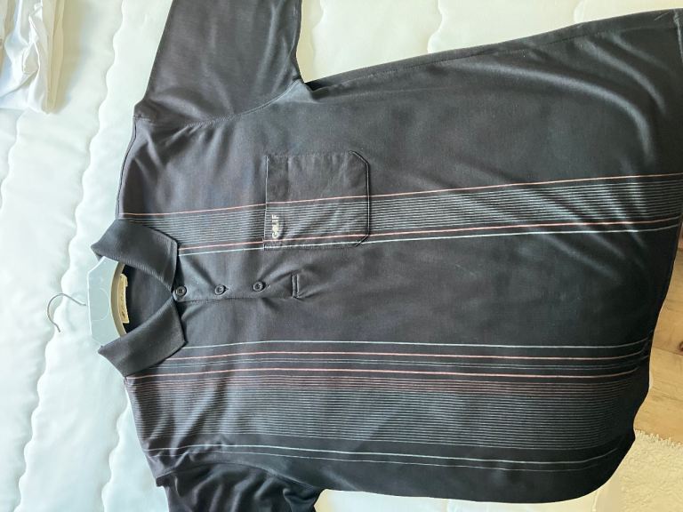 Men’s golf top