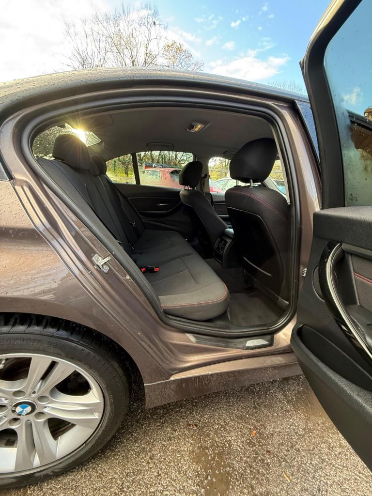 2014 BMW 3 Series 2.0 318d Sport Euro 5 (s/s) 4dr SALOON Diesel Manual