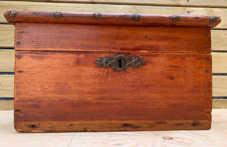 Small Antique Pine Hobby Craft Sewing Work Box Storage Trunk Chest 1900s