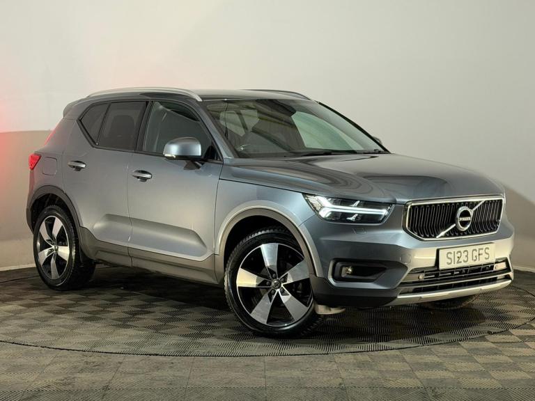 2018 68 VOLVO XC40 MOMENTUM PRO D3 2.0 DIESEL SUV EURO 6 1 PREVIOUS OWNER 58 MPG