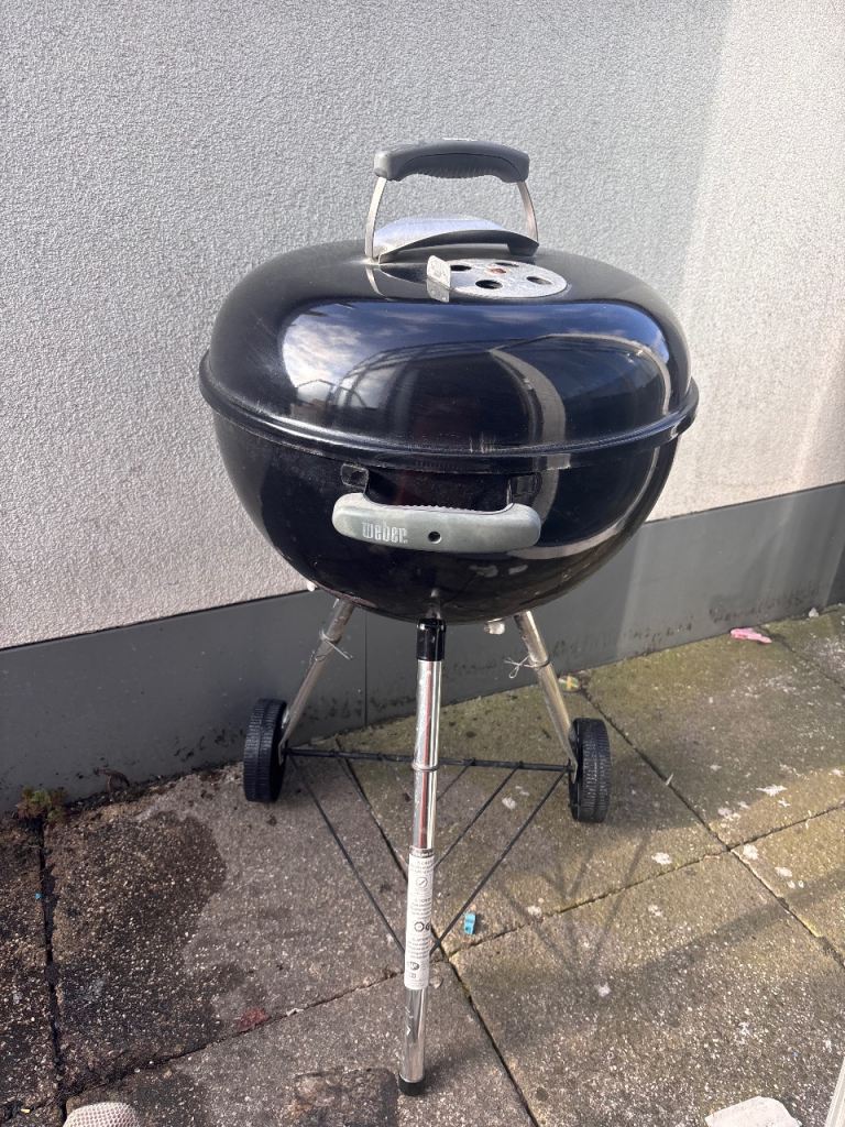 Weber Kettle Charcoal BBQ with Cover