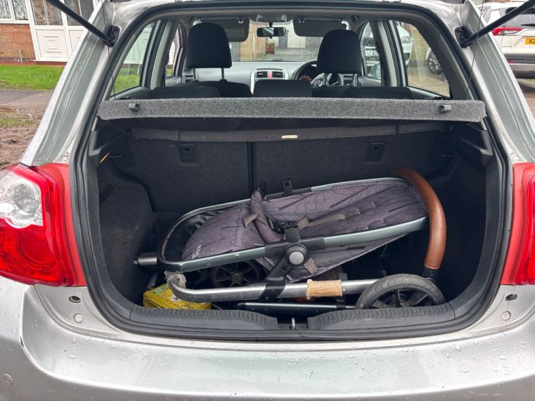 Toyota, AURIS, Hatchback, 2011, Manual, 1329 (cc), 5 doors