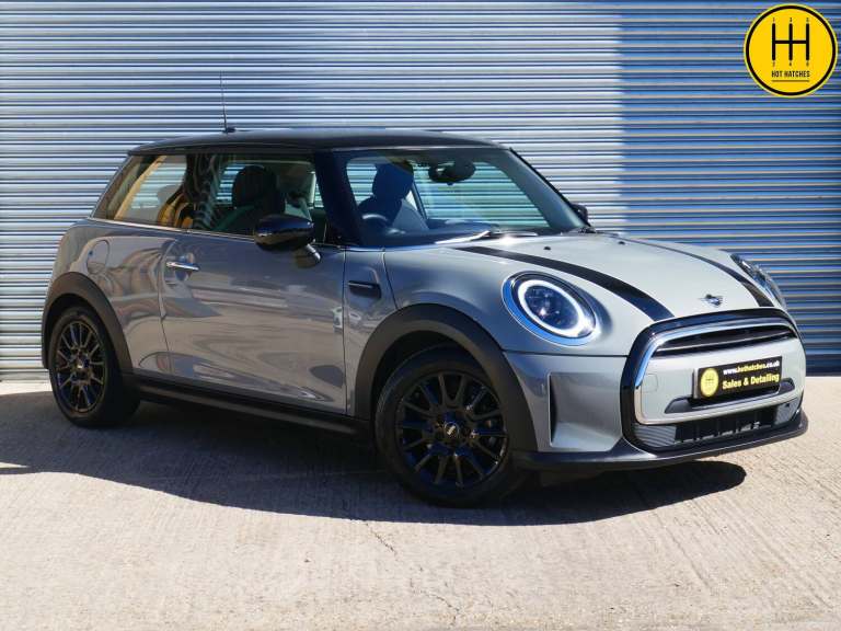 2022 MINI Hatch 1.5 Cooper Classic Hatchback 3dr Petrol Steptronic Euro 6 (s/s) (136 ps) Hatchbac...