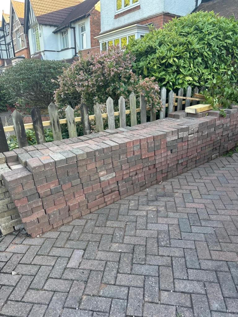 Good condition approximately 800