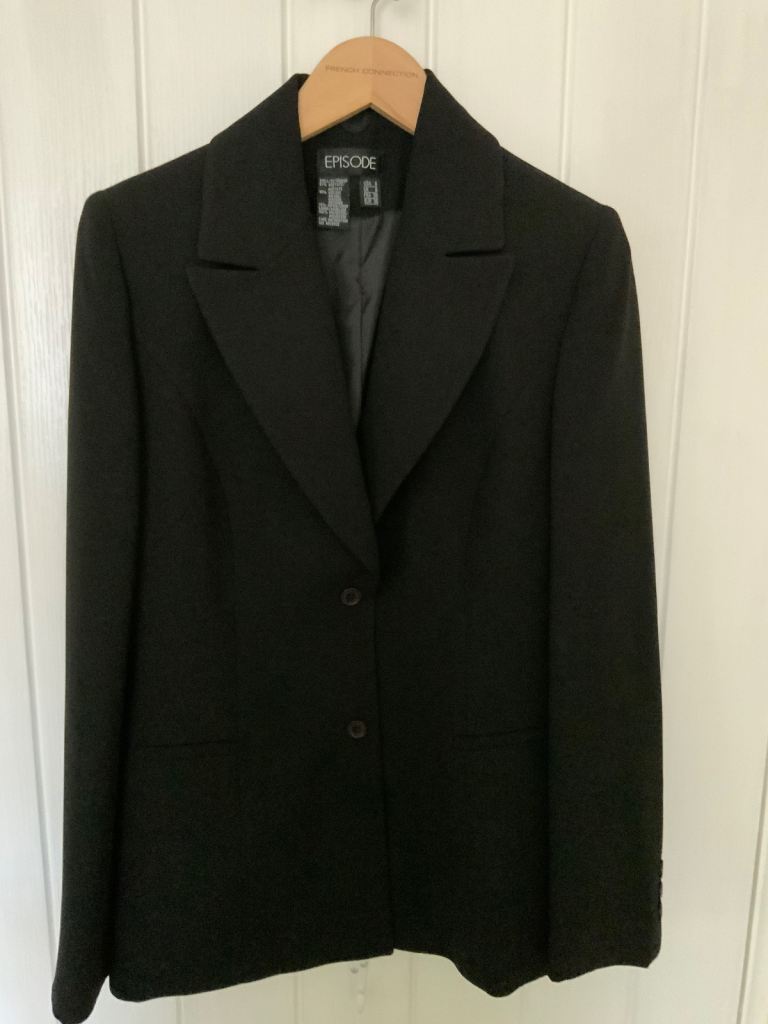 Episode black single breasted jacket.