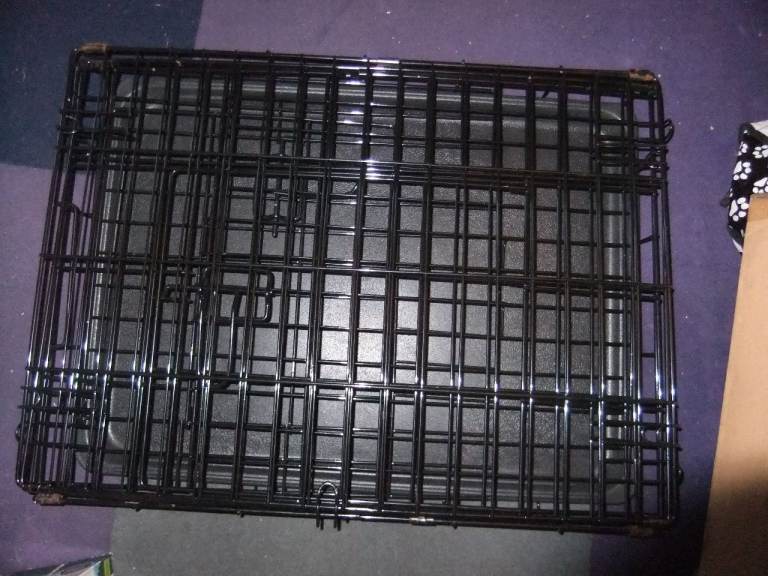 TWO SMALL DOG CRATES/CAGES**USED ONCE**BOXED**CARRY HANDLE**ONLY £5.00 EACH