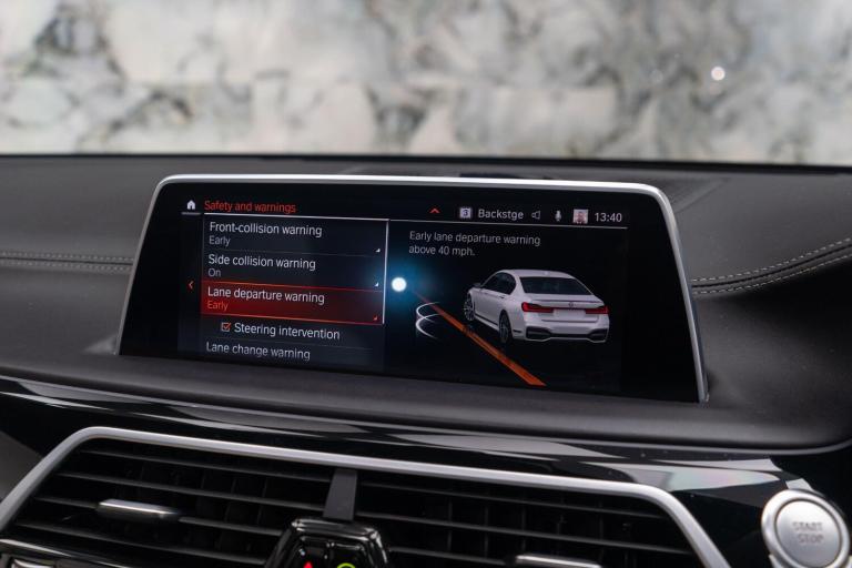  BMW 7 Series 3.0 745Le 12kWh M Sport Auto xDrive Euro 6 (s/s) 4dr Petrol/Electric Hybrid Automatic