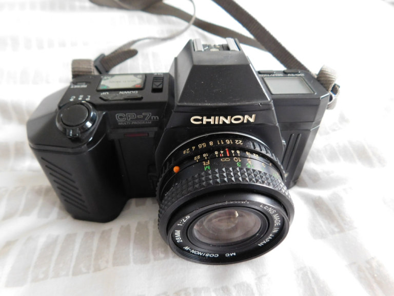 COSINA MC COSINON - W 28MM 2.8 LENS - PENTAX PK FIT. - FOR FILM CAMERA.